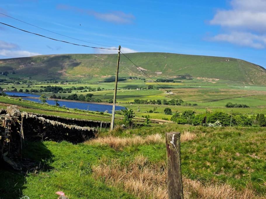 Diddly Squat Lodge With Hot Tub, Pendle View Holiday Park Clitheroe Eksteriør bilde